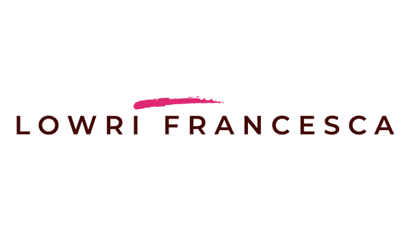 Logo of LOWRI FRANCESCA with a pink brushstroke on a white background